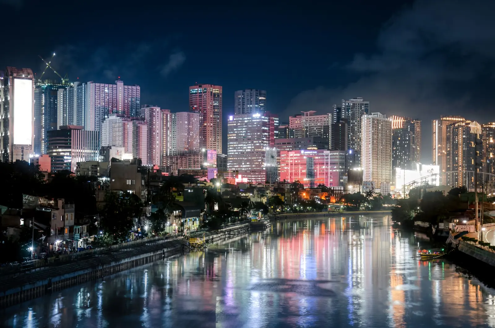 Makati skyline at night